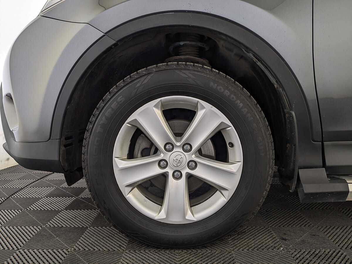 Toyota RAV4, 2014 - Фото №11
