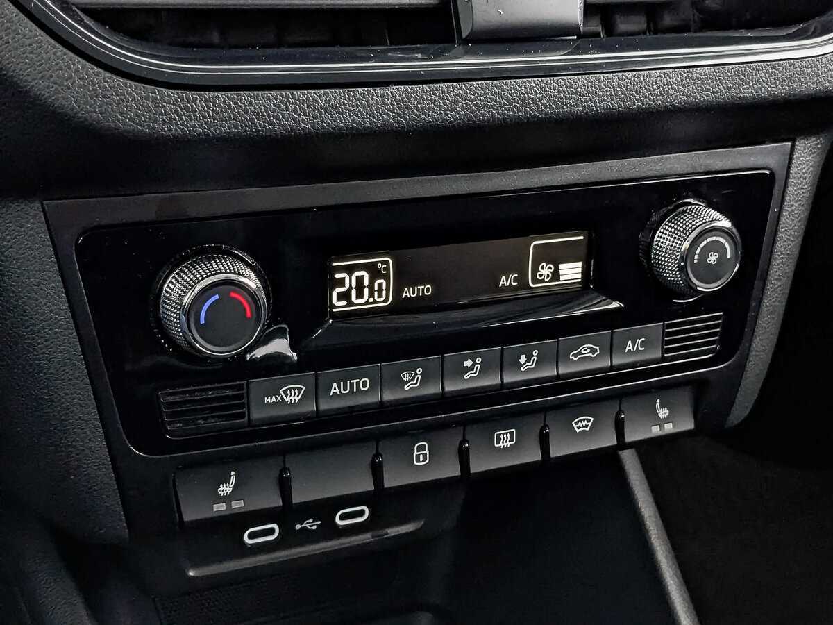 Skoda Rapid, 2020 - Фото №20