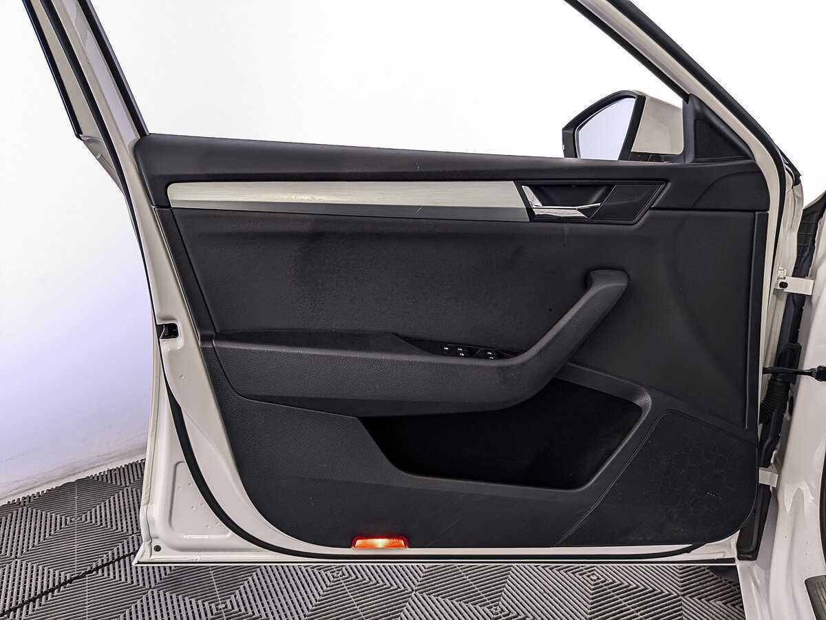 Skoda Superb, 2017 - Фото №18