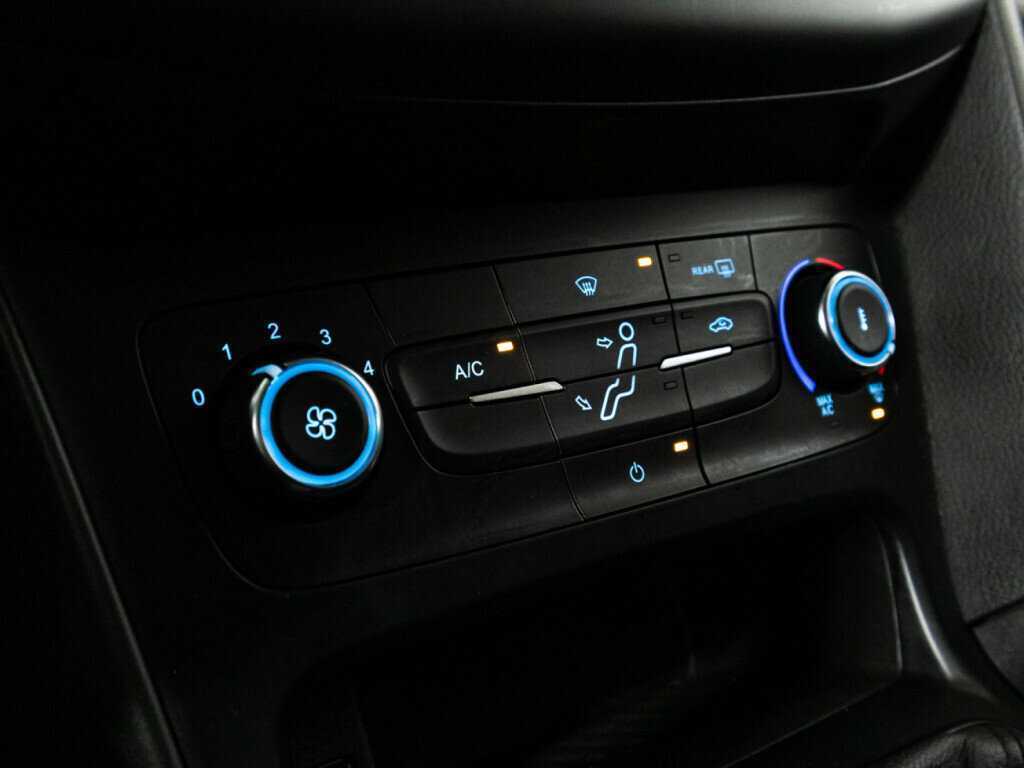 Ford Focus, 2019 - Фото №14