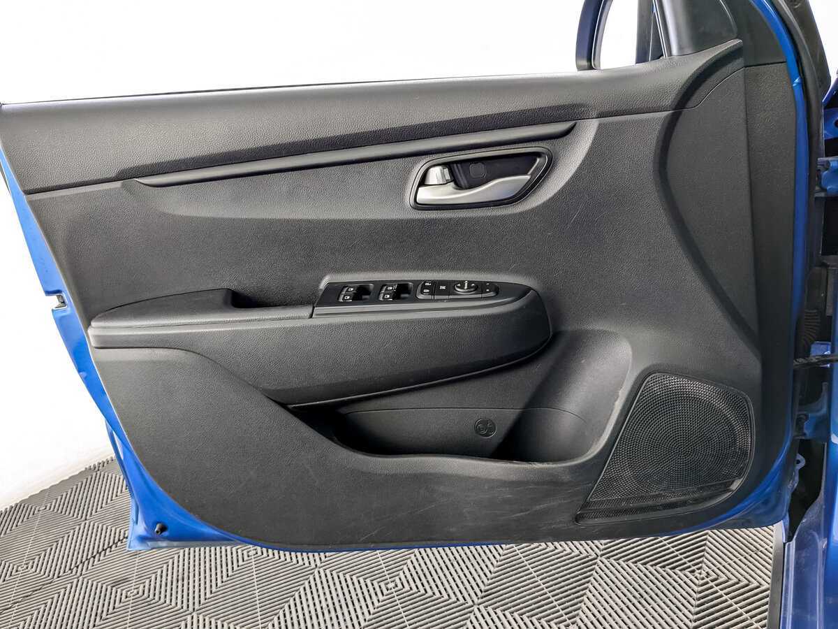 Kia Rio X-Line, 2020 - Фото №16