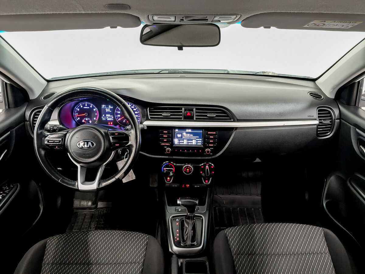 Kia Rio X-Line, 2020 - Фото №12