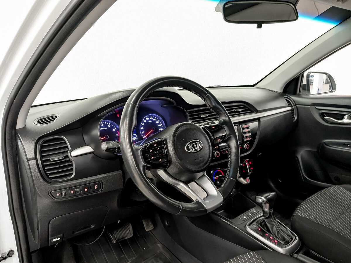 Kia Rio X-Line, 2020 - Фото №14