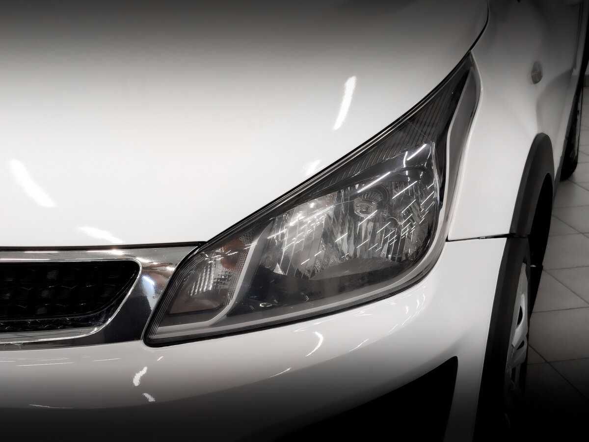 Kia Rio X-Line, 2020 - Фото №15