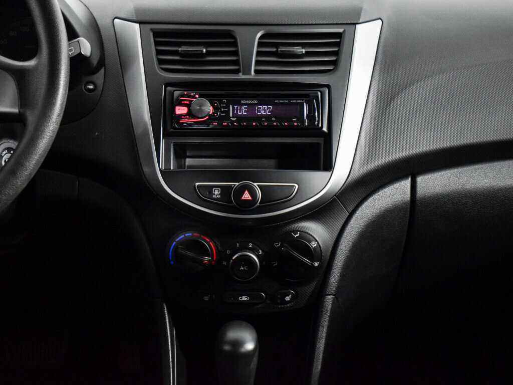 Hyundai Solaris, 2015 - Фото №12