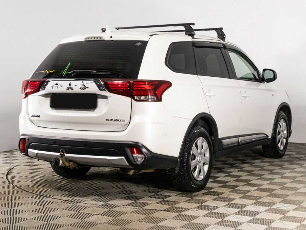 Mitsubishi Outlander, 2018 - Фото №4