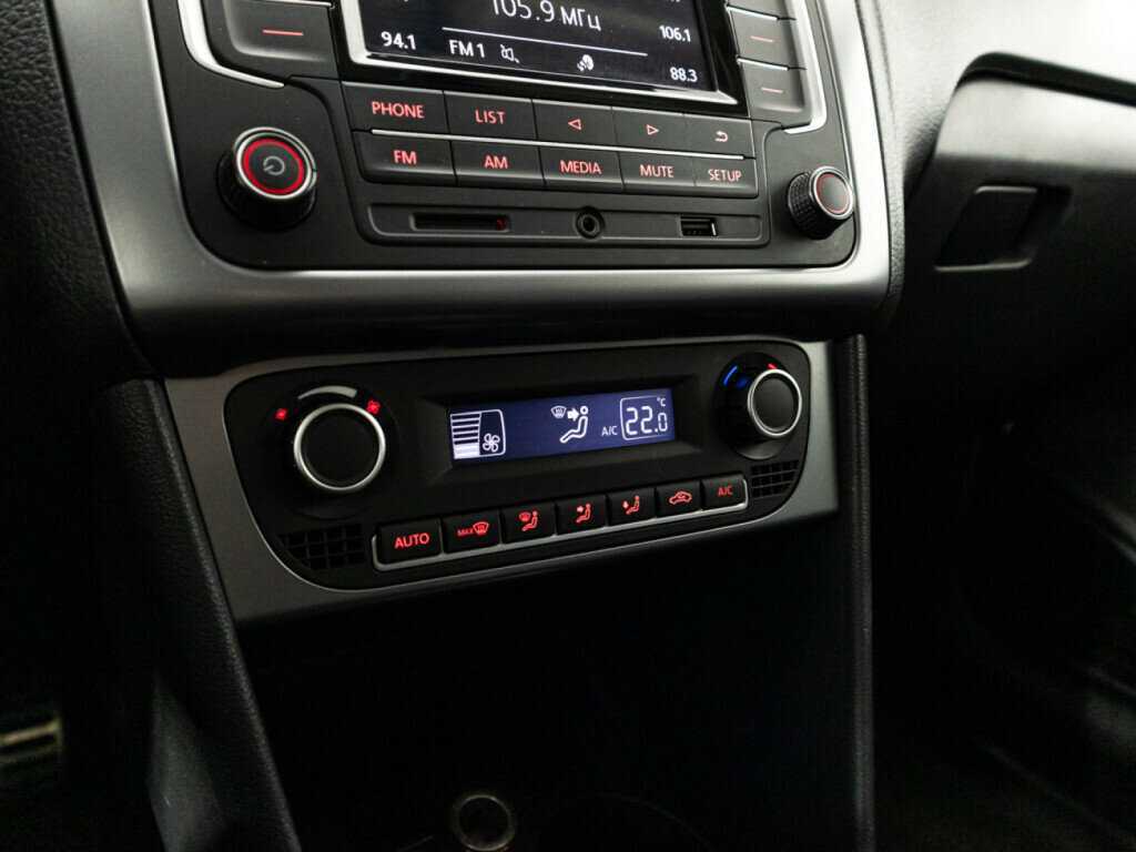 Volkswagen Polo, 2016 - Фото №14