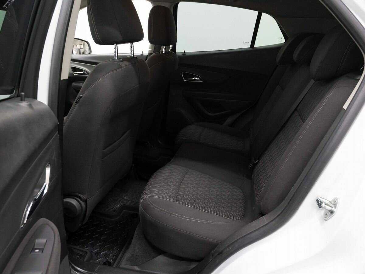 Opel Mokka, 2013 - Фото №9