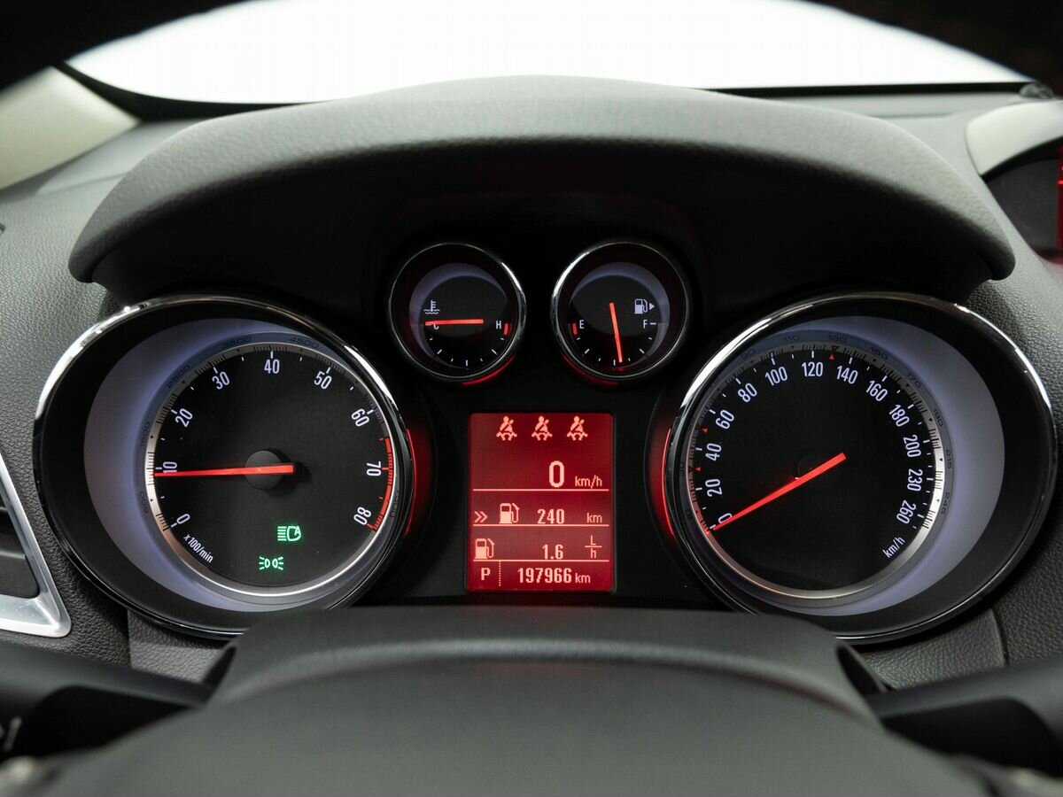 Opel Mokka, 2013 - Фото №15