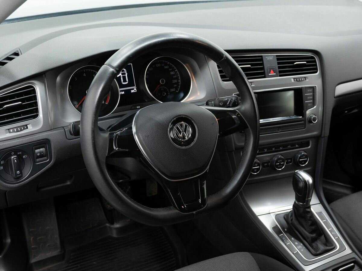 Volkswagen Golf, 2013 - Фото №12