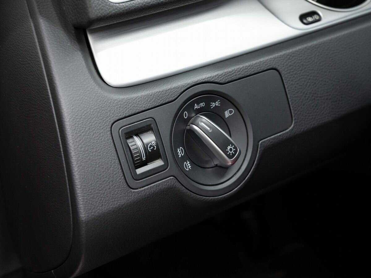 Volkswagen Passat CC, 2014 - Фото №18