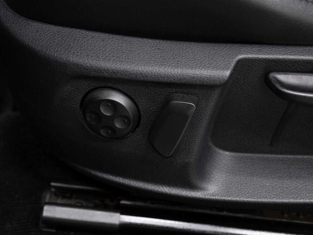 Volkswagen Passat CC, 2014 - Фото №19