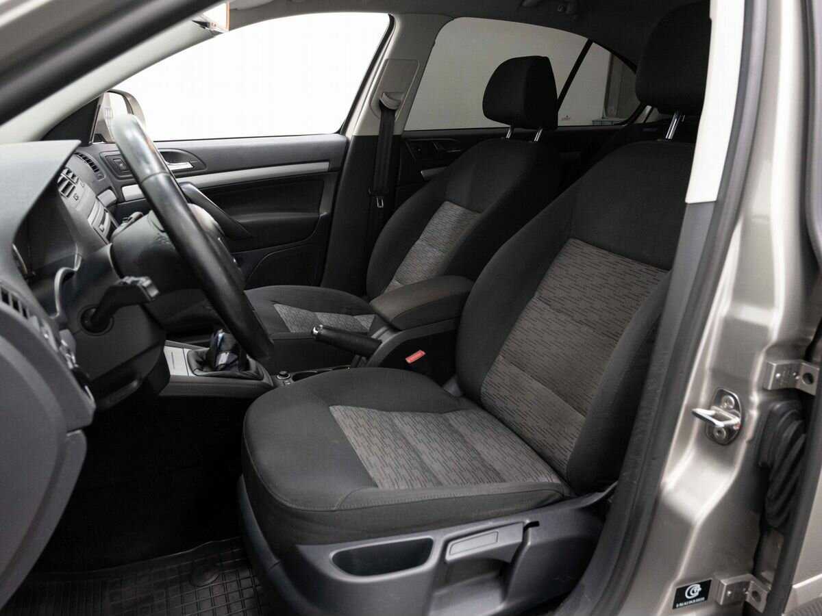 Skoda Octavia, 2012 - Фото №8