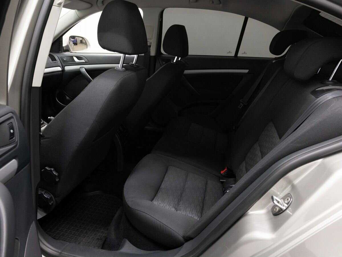 Skoda Octavia, 2012 - Фото №9