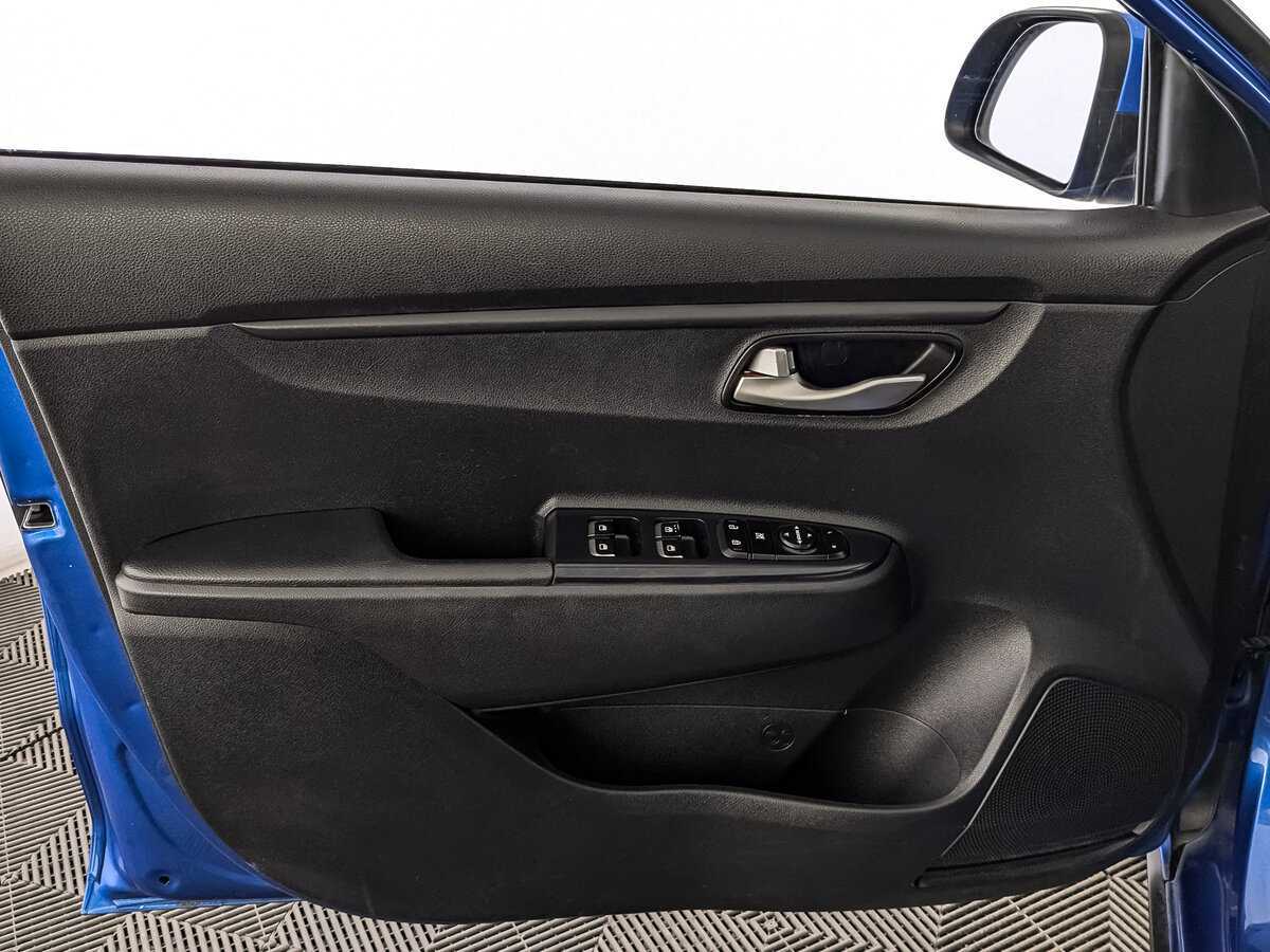 Kia Rio X-Line, 2020 - Фото №18