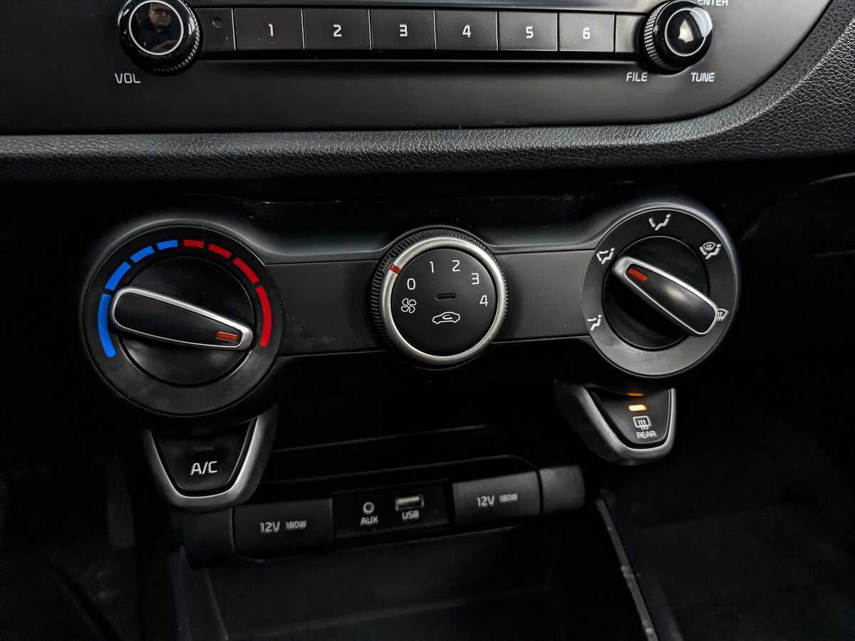 Kia Rio X-Line, 2020 - Фото №20