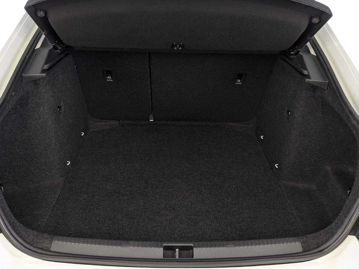 Skoda Octavia, 2019 - Фото №9