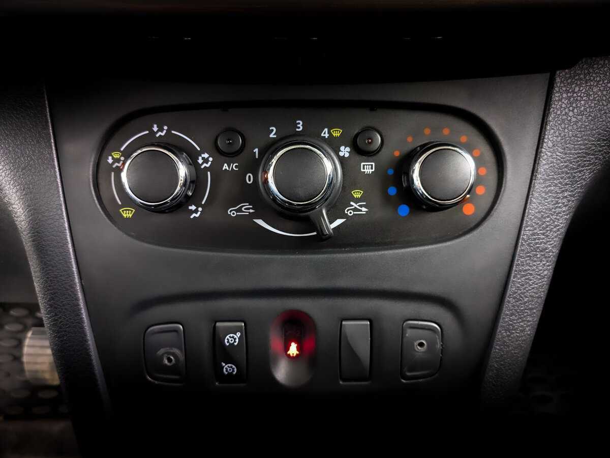 Renault Sandero, 2018 - Фото №24