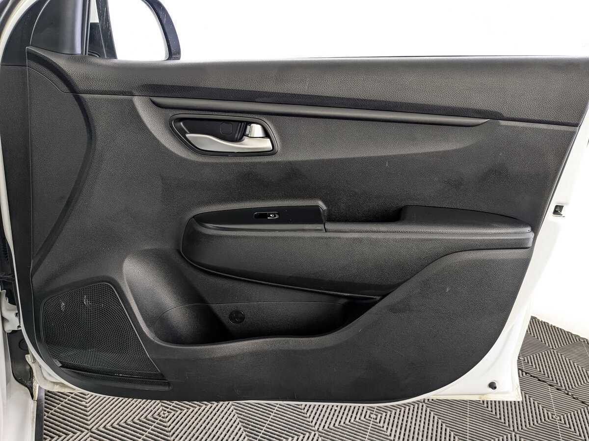 Kia Rio X-Line, 2020 - Фото №20