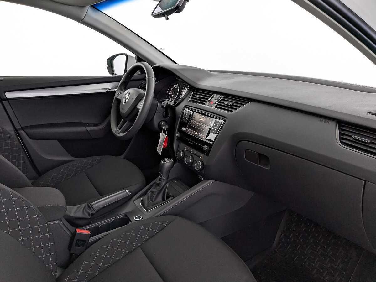 Skoda Octavia, 2019 - Фото №10