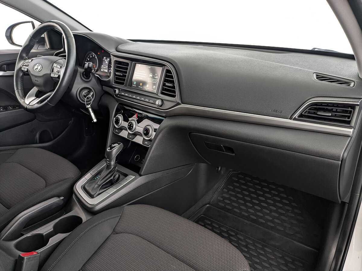 Hyundai Elantra, 2019 - Фото №10