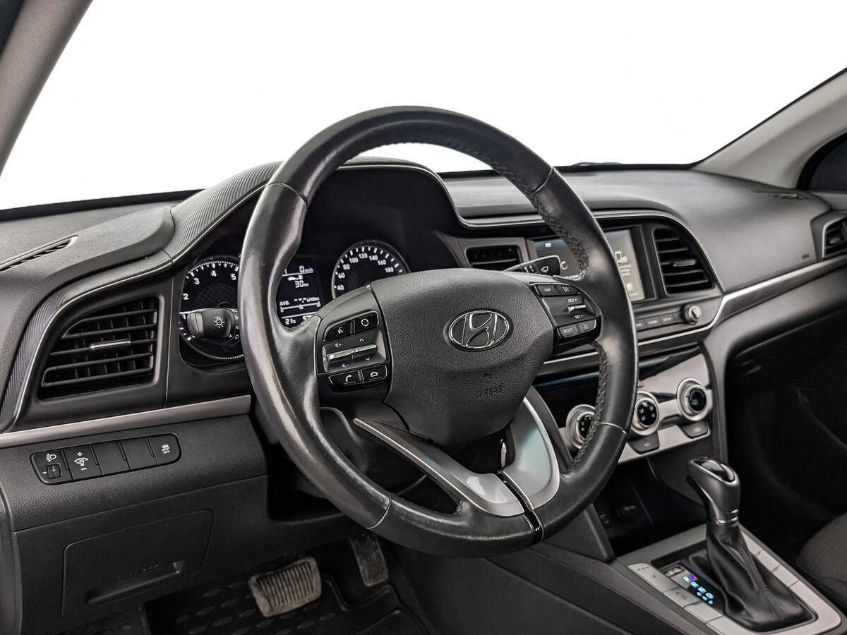 Hyundai Elantra, 2019 - Фото №12