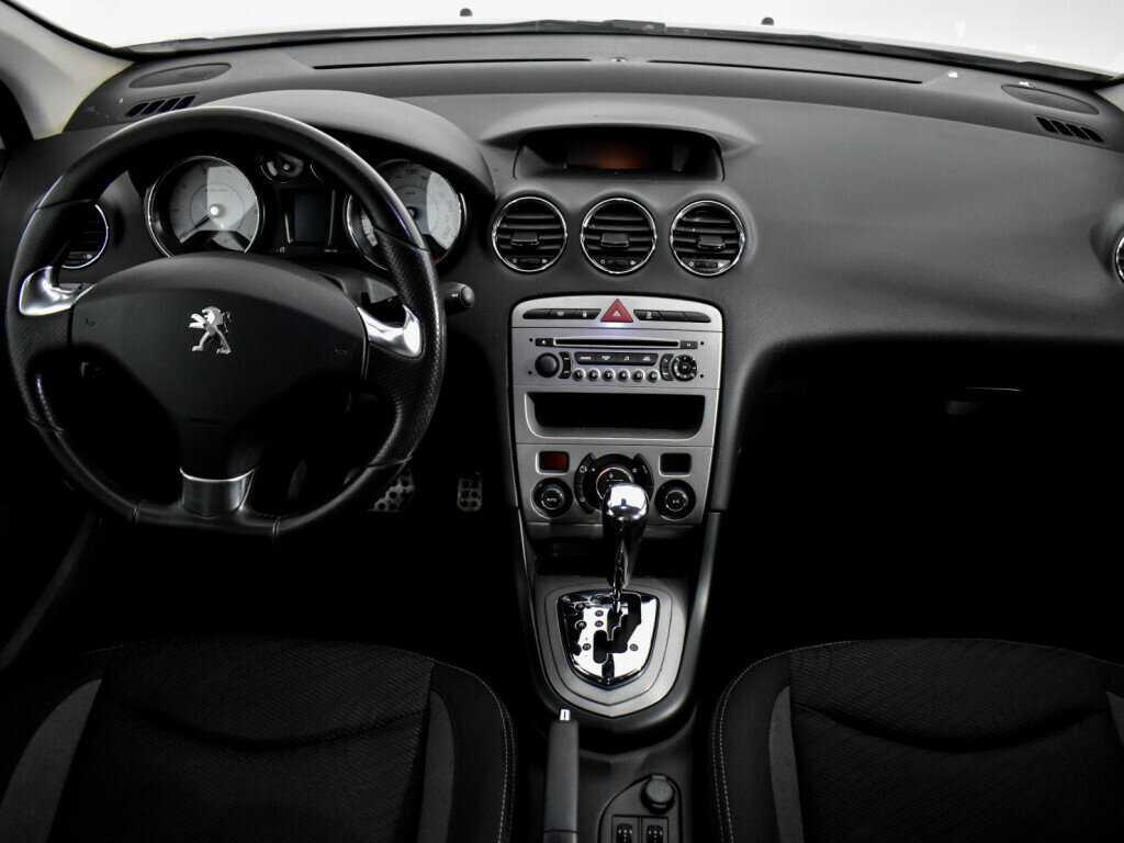 Peugeot 408, 2016 - Фото №12