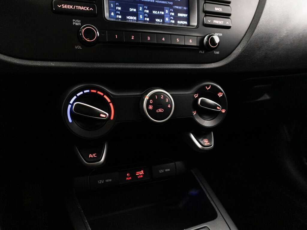 Kia Rio, 2020 - Фото №18