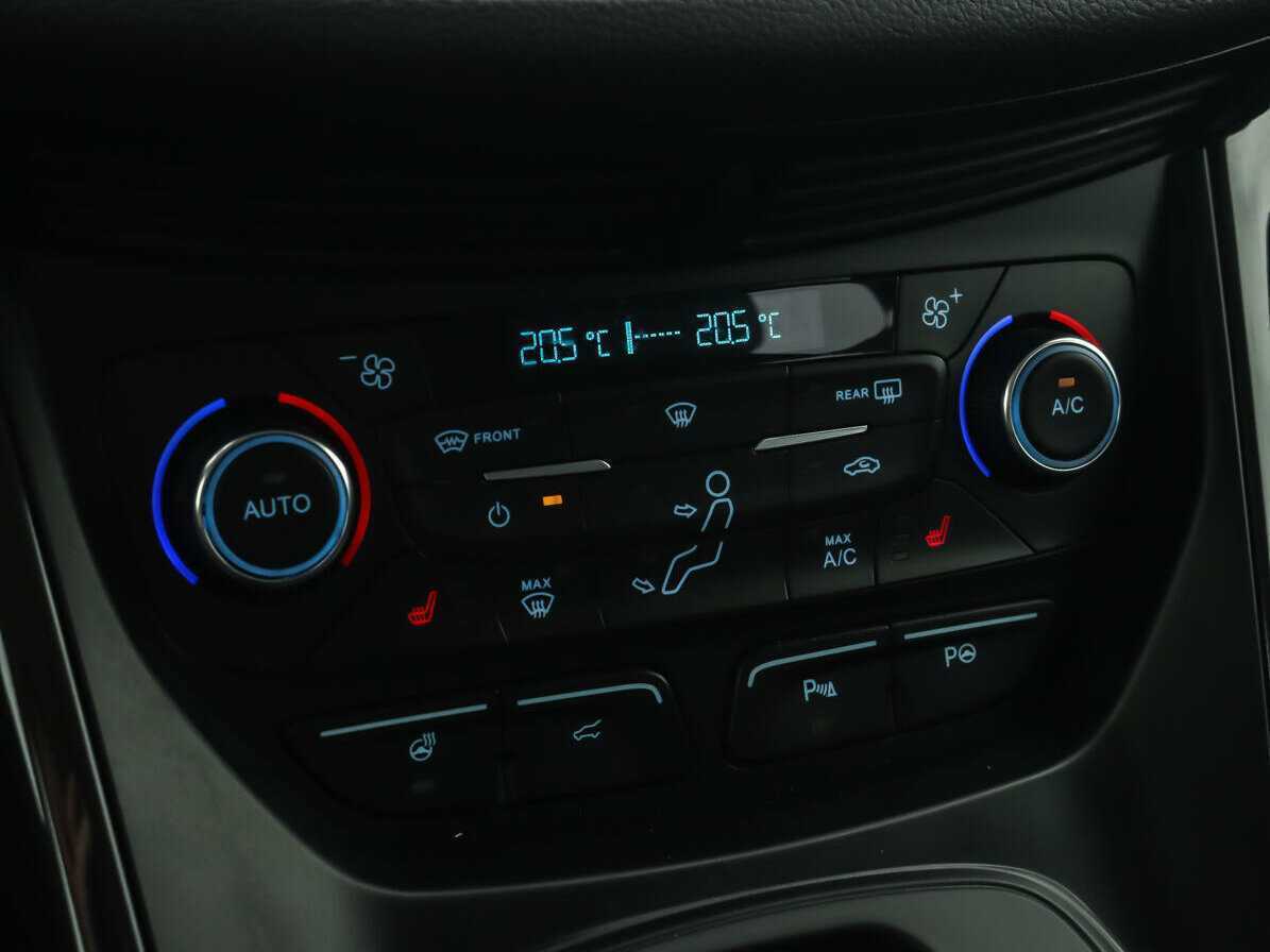 Ford Kuga, 2017 - Фото №12