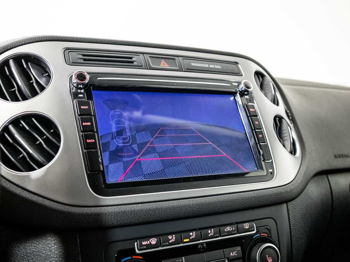 Volkswagen Tiguan, 2015 - Фото №12