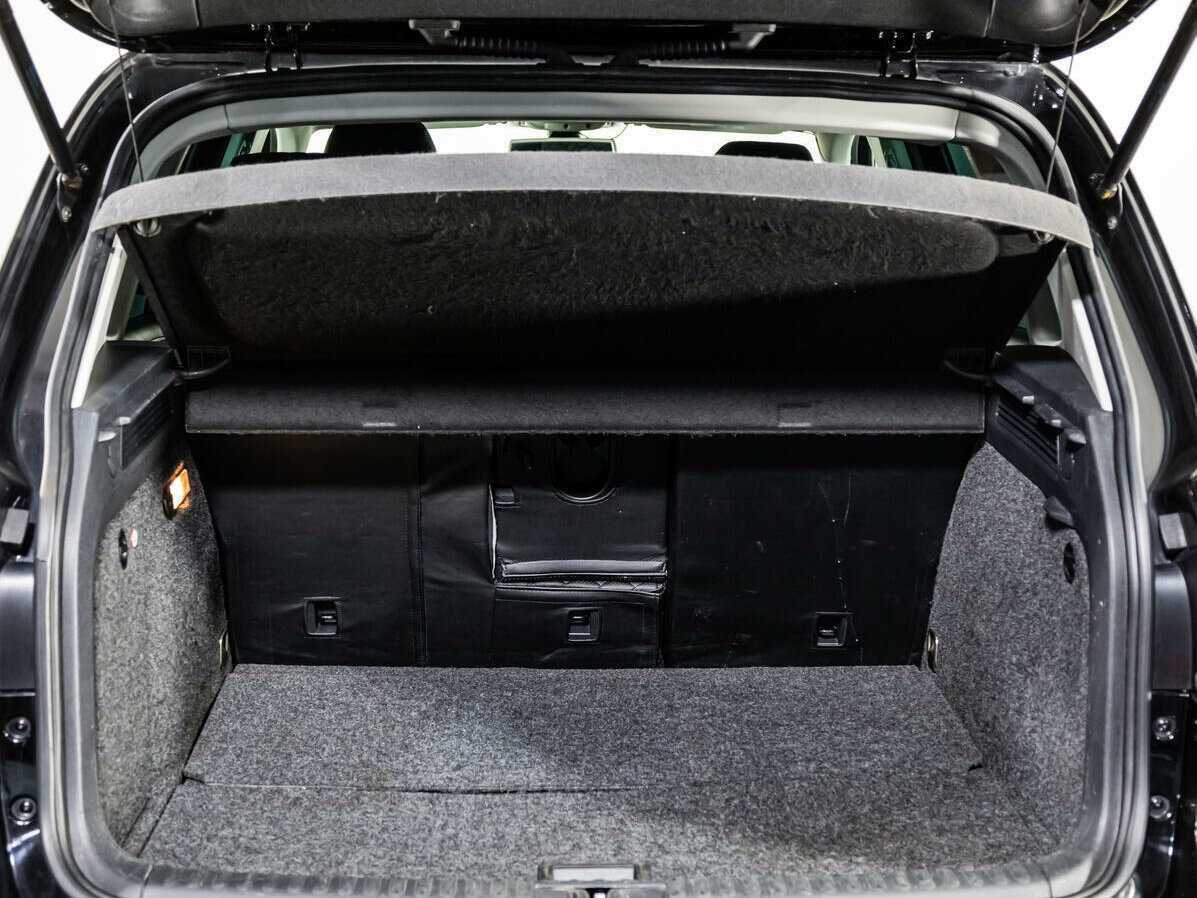 Volkswagen Tiguan, 2015 - Фото №15