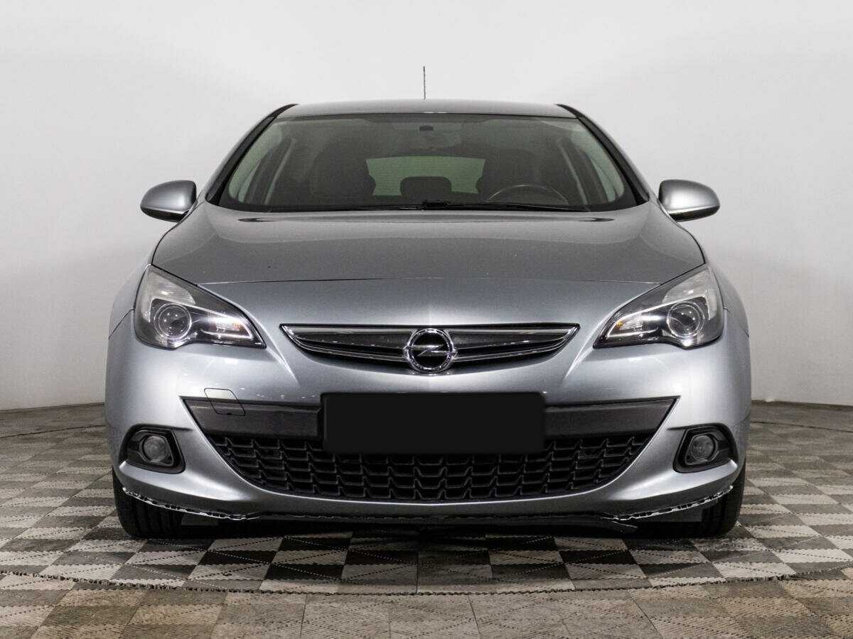 Opel Astra GTC, 2013 - Фото №1