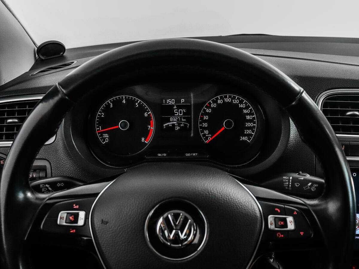 Volkswagen Polo, 2016 - Фото №16