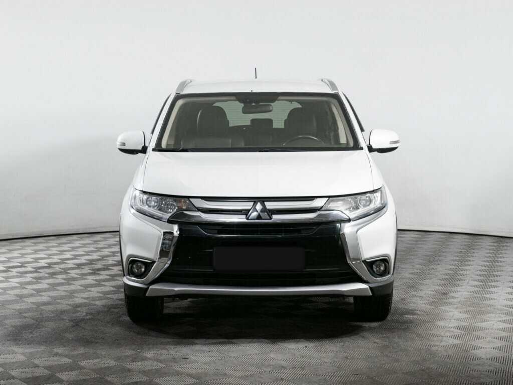 Mitsubishi Outlander, 2015 - Фото №1