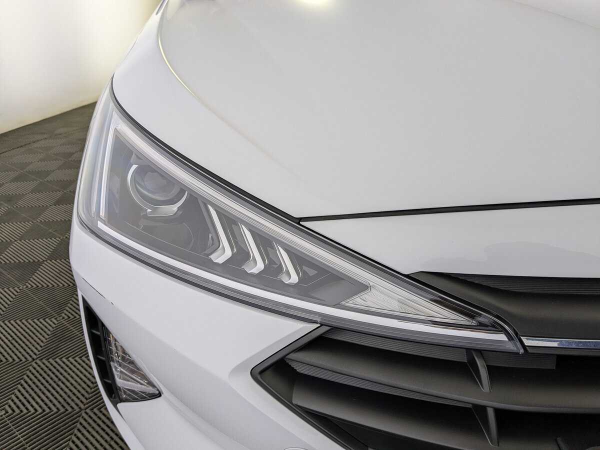 Hyundai Elantra, 2019 - Фото №10
