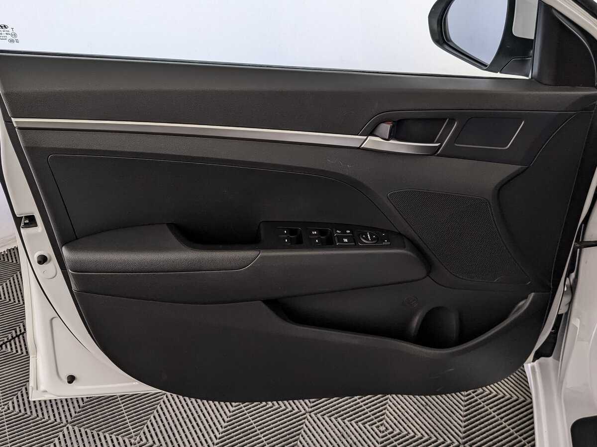 Hyundai Elantra, 2019 - Фото №18