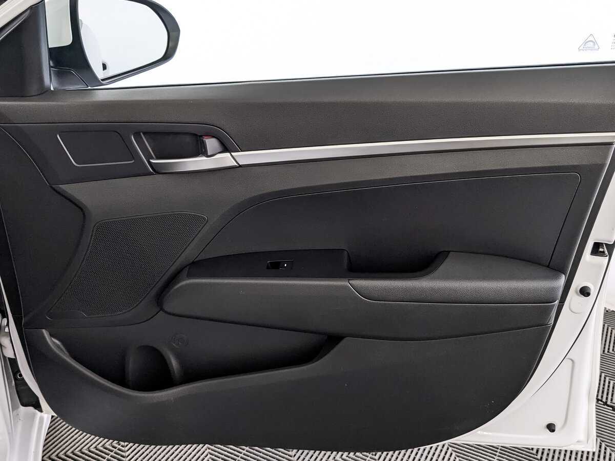 Hyundai Elantra, 2019 - Фото №24