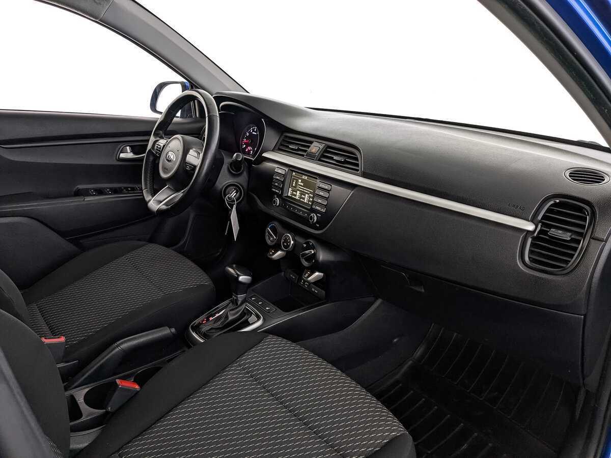 Kia Rio X-Line, 2020 - Фото №11
