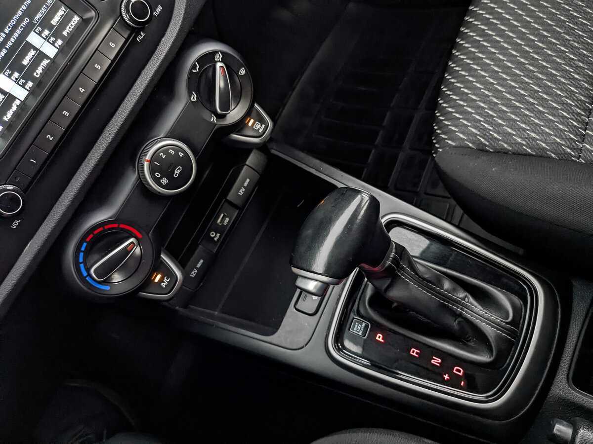 Kia Rio X-Line, 2020 - Фото №25