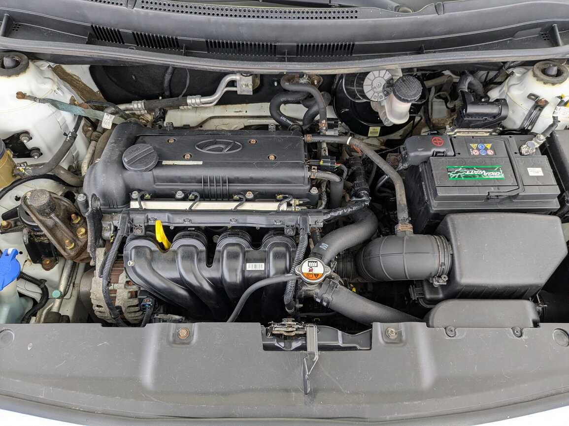 Hyundai Solaris, 2013 - Фото №10