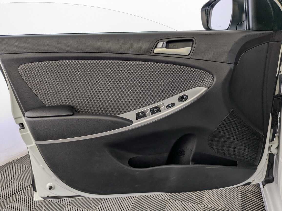 Hyundai Solaris, 2013 - Фото №15