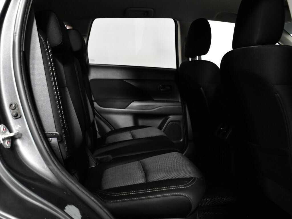 Mitsubishi Outlander, 2019 - Фото №9