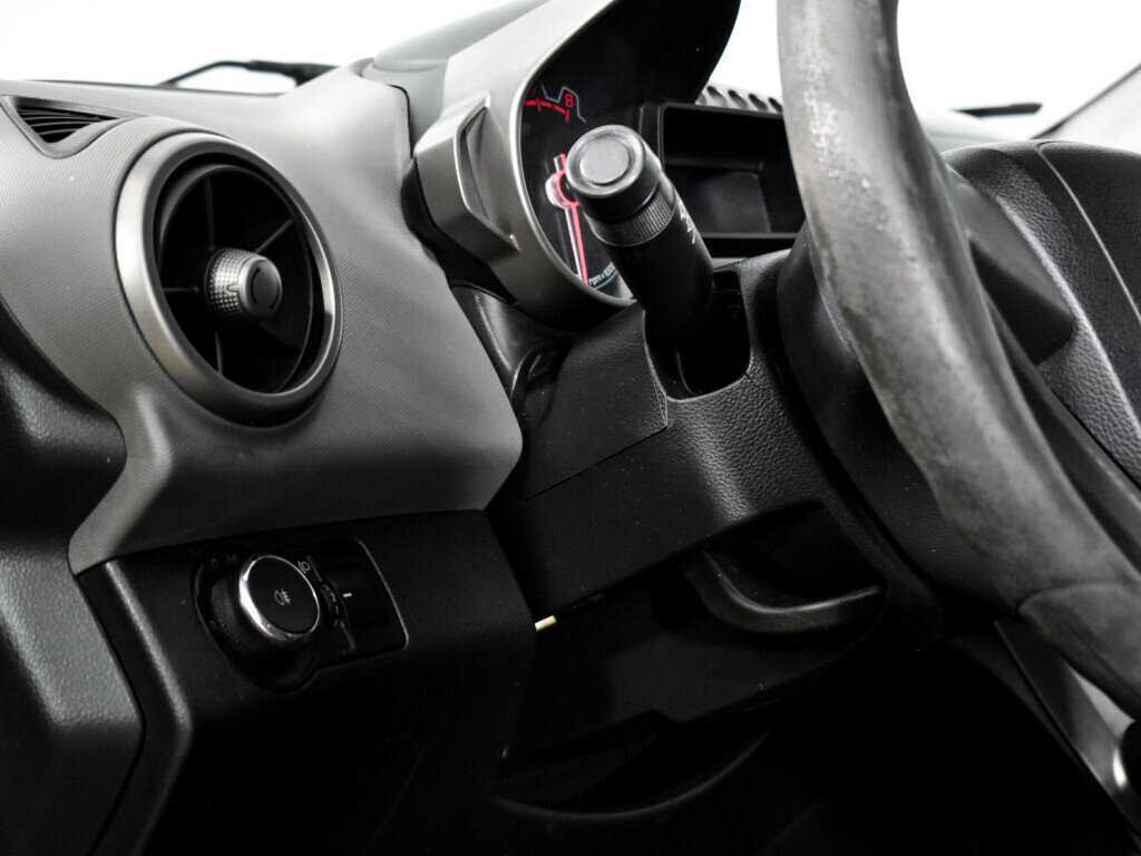 Chevrolet Aveo, 2013 - Фото №9