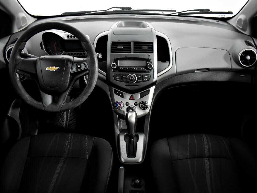 Chevrolet Aveo, 2013 - Фото №14