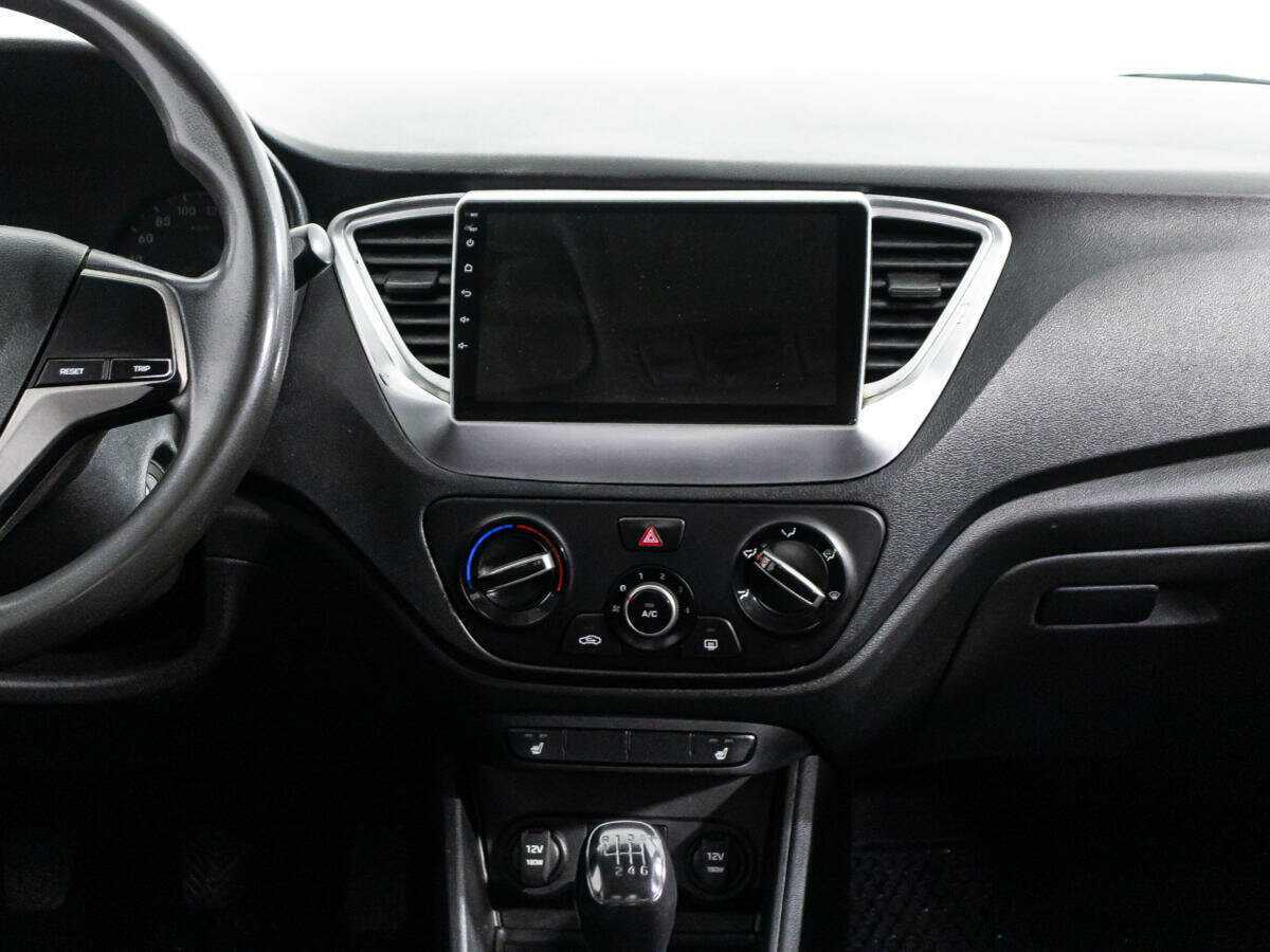 Hyundai Solaris, 2017 - Фото №13