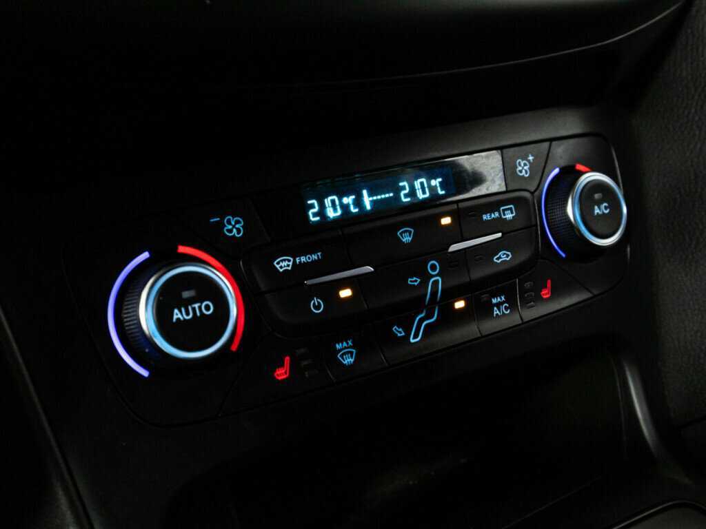 Ford Focus, 2019 - Фото №15