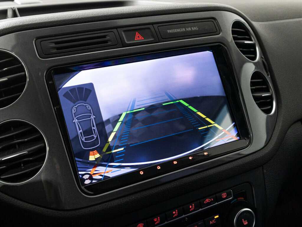 Volkswagen Tiguan, 2012 - Фото №15