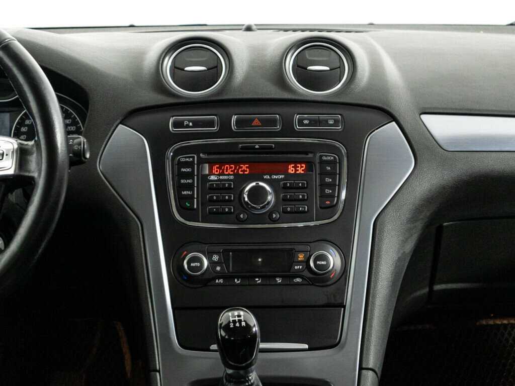 Ford Mondeo, 2014 - Фото №13