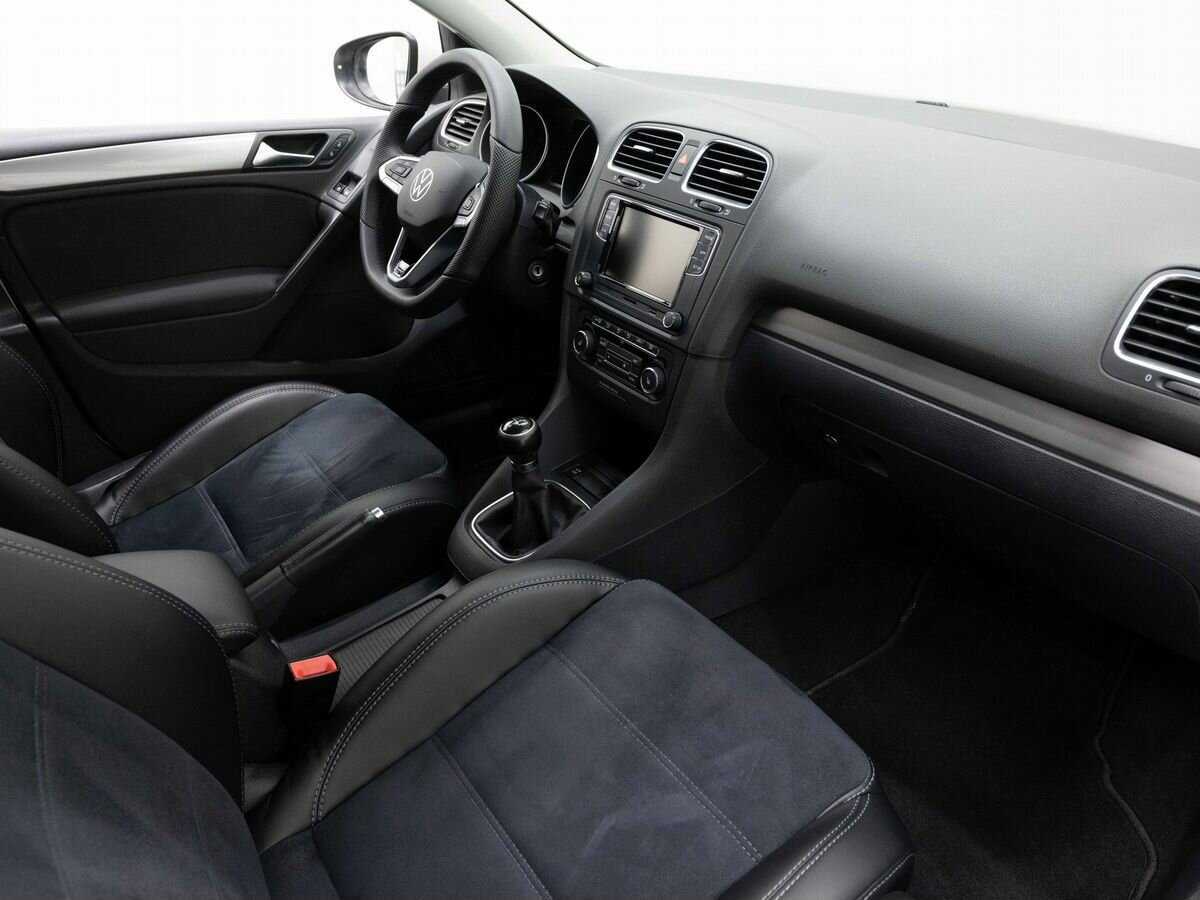 Volkswagen Golf, 2012 - Фото №10