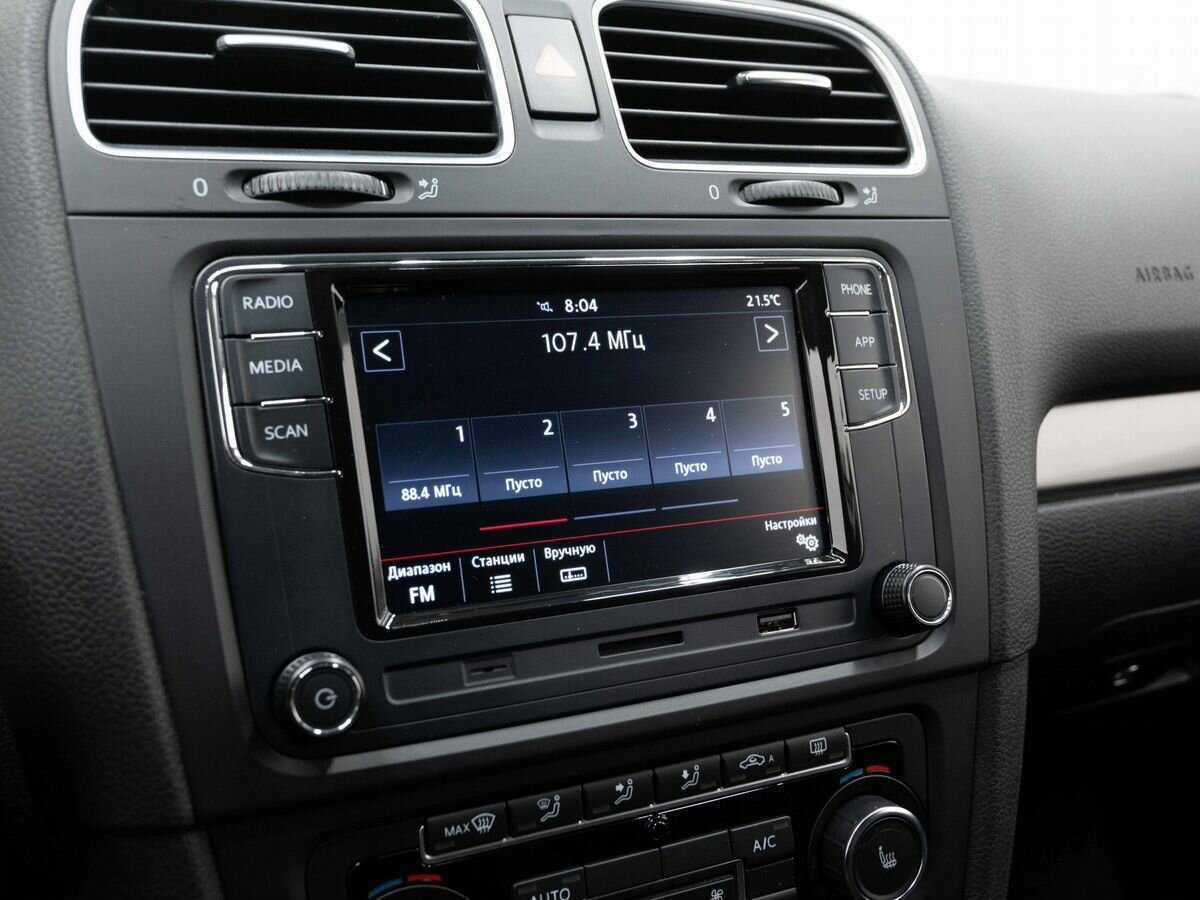 Volkswagen Golf, 2012 - Фото №17